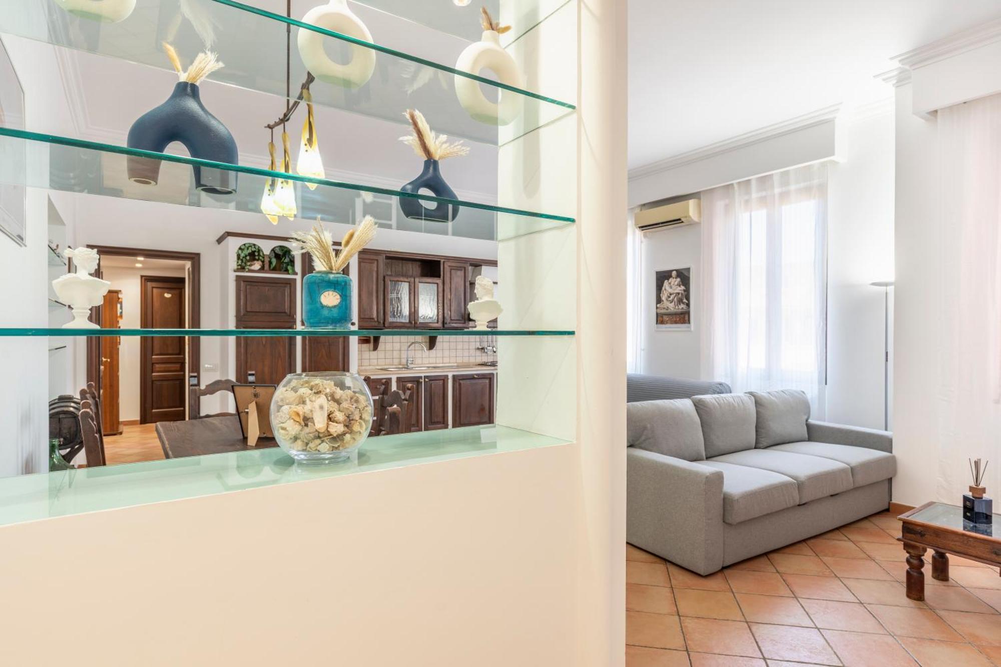 Apartment Vatican Art