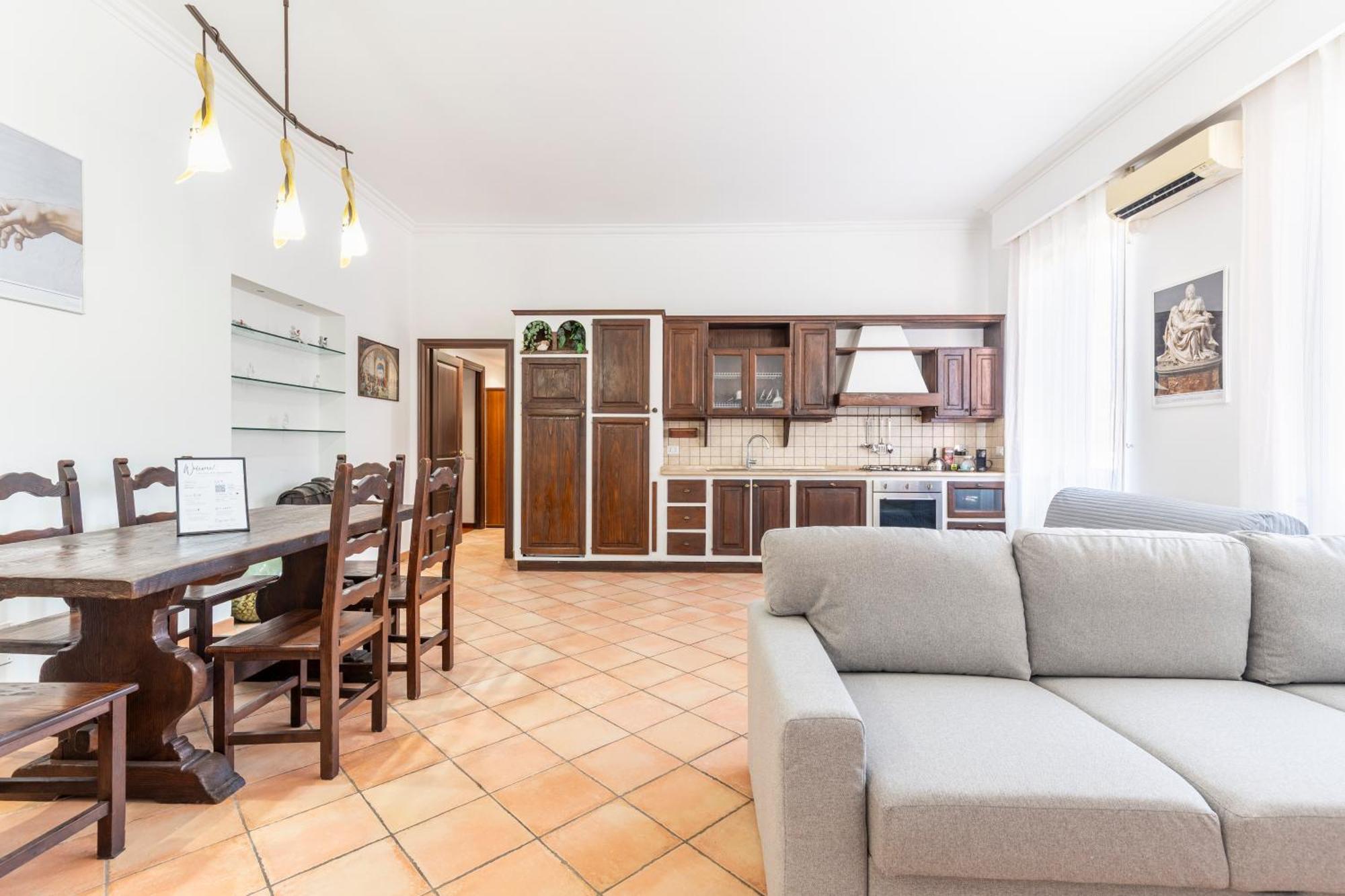 Vatican Art Apartment Rome